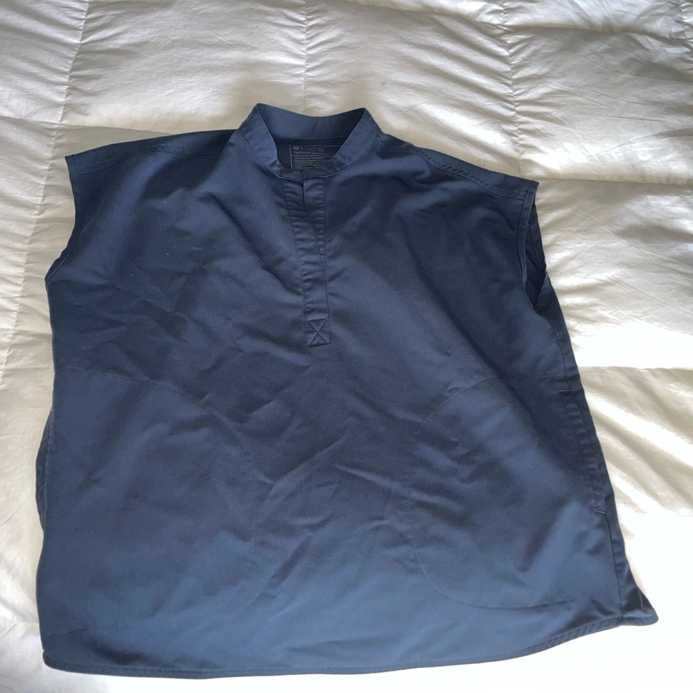 Figs Night Sky Size Small Rafaela Scrub Top